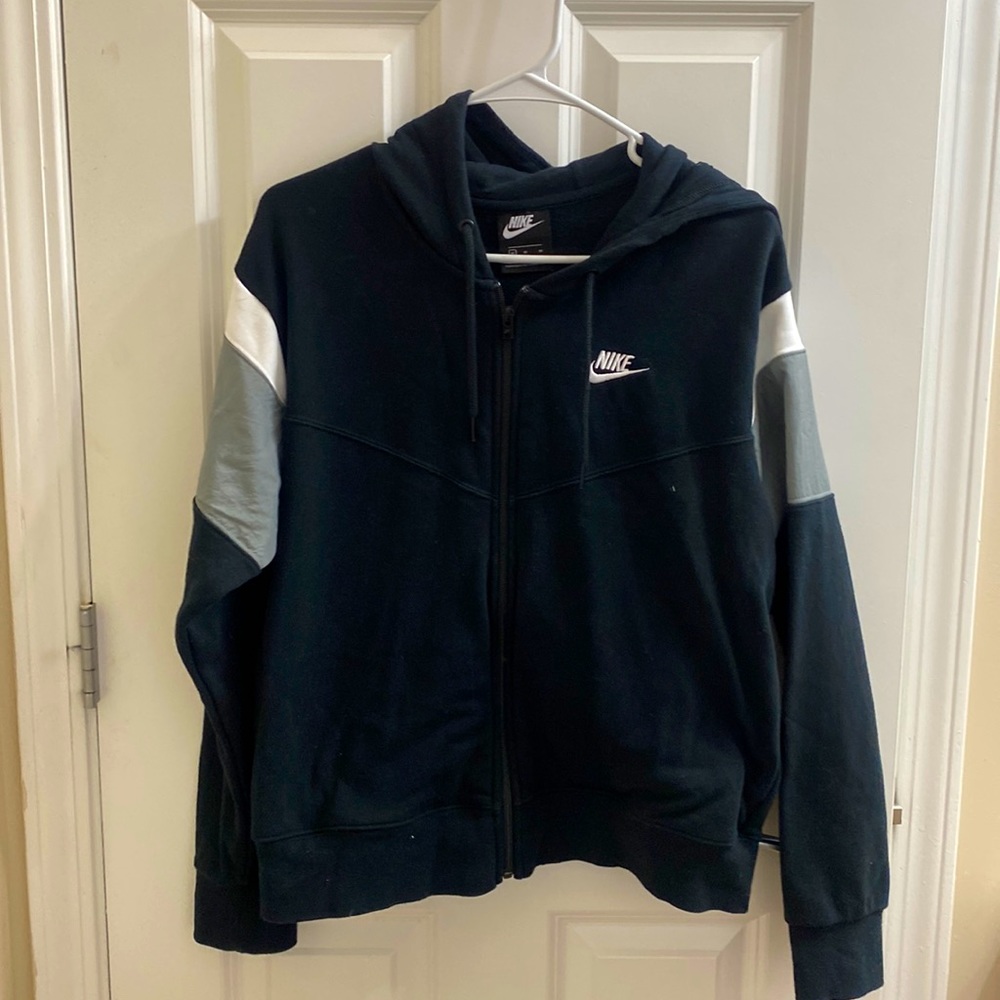 Women’s Medium Nike full zip. color Black